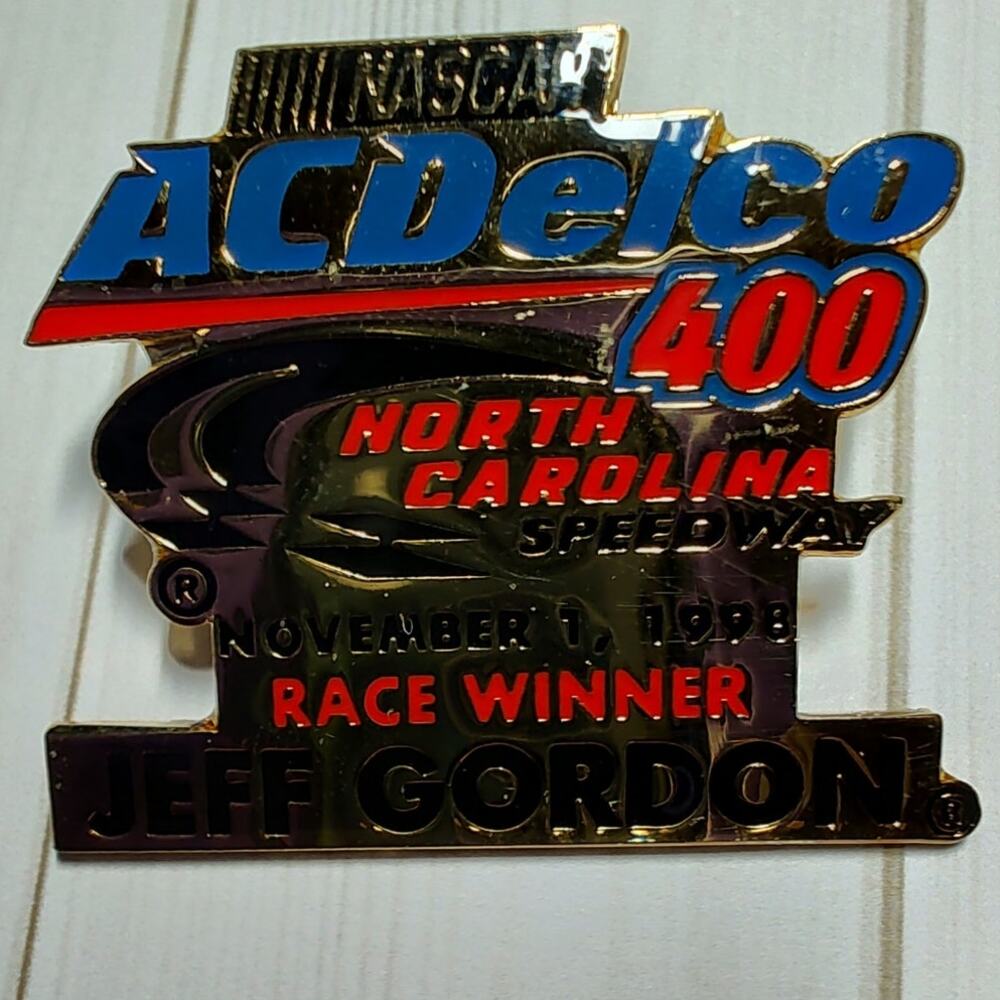 NASCAR AC Delco 400 North Carolina Speedway 1998 Winner Jeff Gordon Pin